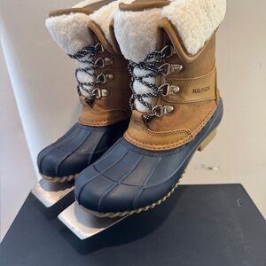 Tommy Hilfiger Women's Sz 5 Rusteen Dark Natural Faux Shearling Lined Duck Boot